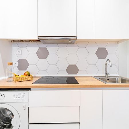 Edsam Madrid Apartments White Esterno foto